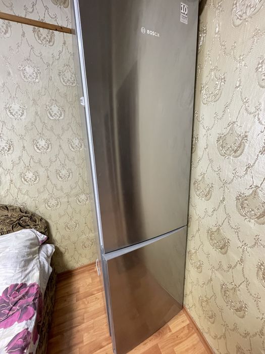 Холодильник Bosch KGN39VI306 робочий