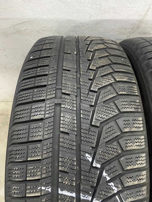 Hankook Winter Icept Evo2 235/55R17 99H M+S Nr 1112