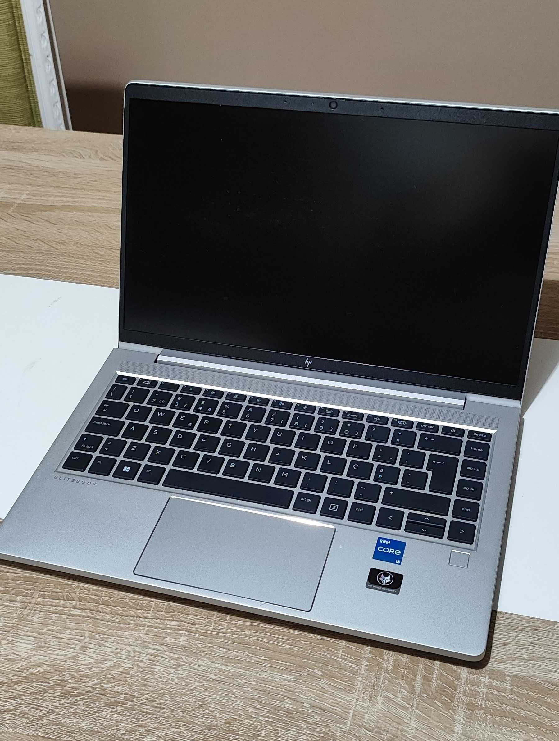 HP Elitebook 640 g9 – Intel i5 1235u – 16 Gb RAM – 512 M2
