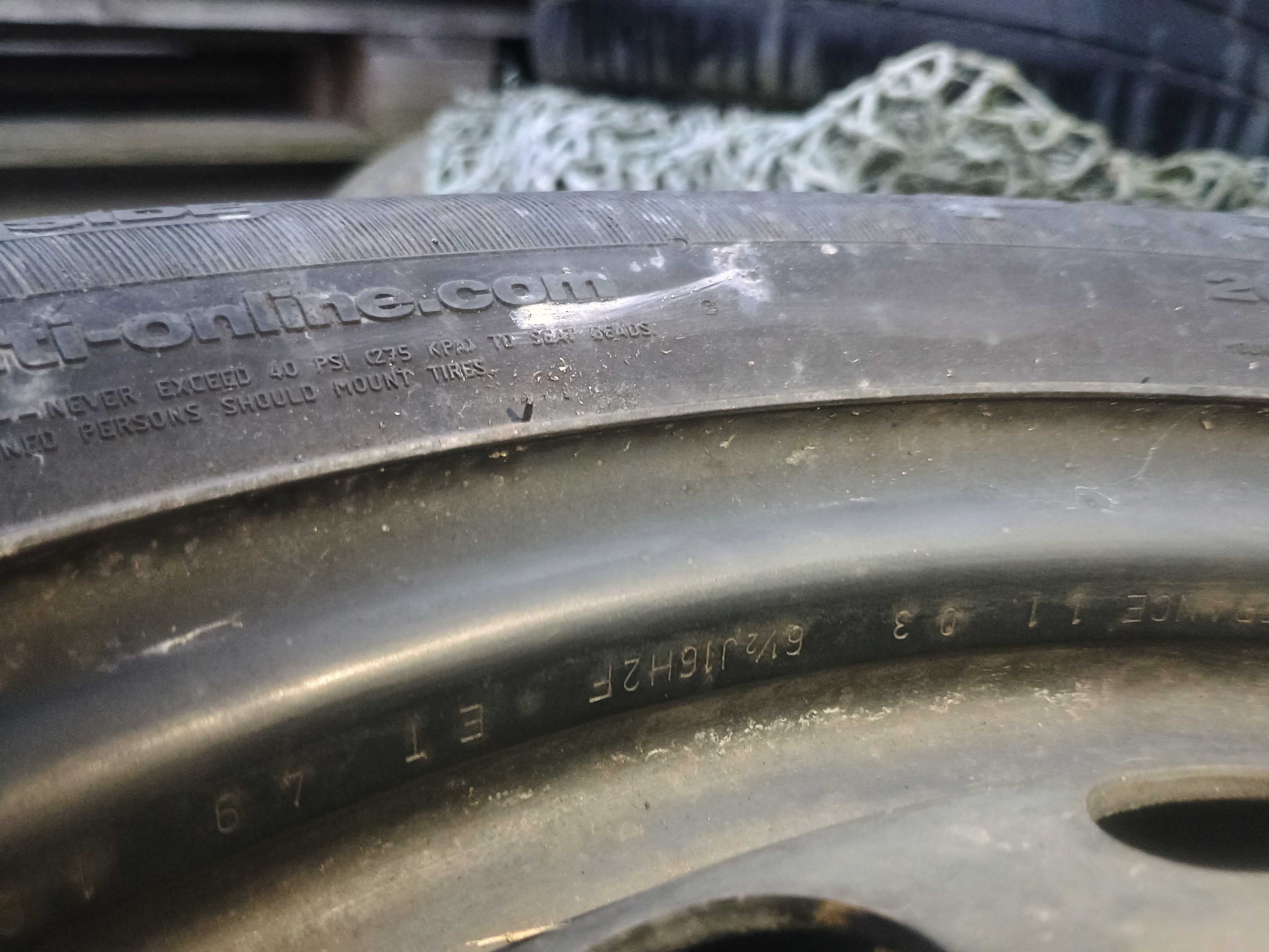 Felga Stal Opona ZAPAS Koło Zapasowe 16 cali Renault 4x100 ET49 Dacia