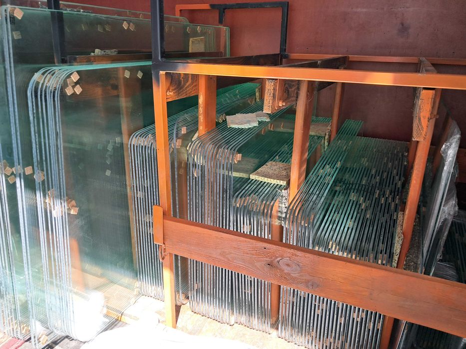 Комплекти скла на кабіну Скло трактора по кресленю / стекло на кабіну