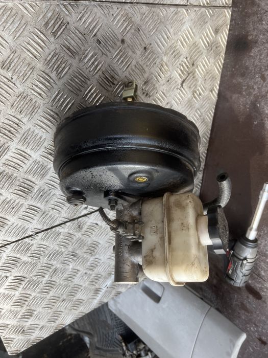 Главный тормозной вакуумный  хюндай терракан hyundai terracan