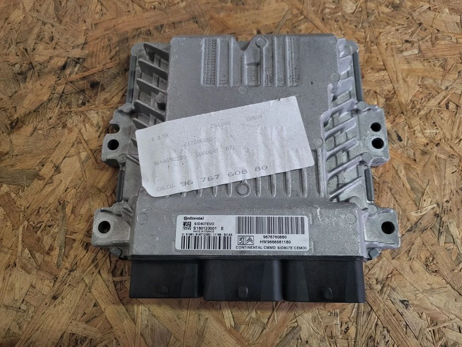 Sterownik komputer silnika Citroen C4 II B7
