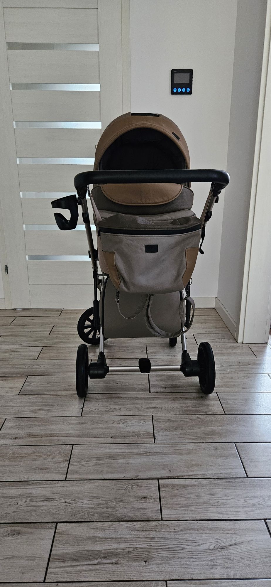 Wózek Anex E-type w zestawie 2w1 lub 4w1 z Cybex I bazą obrotową