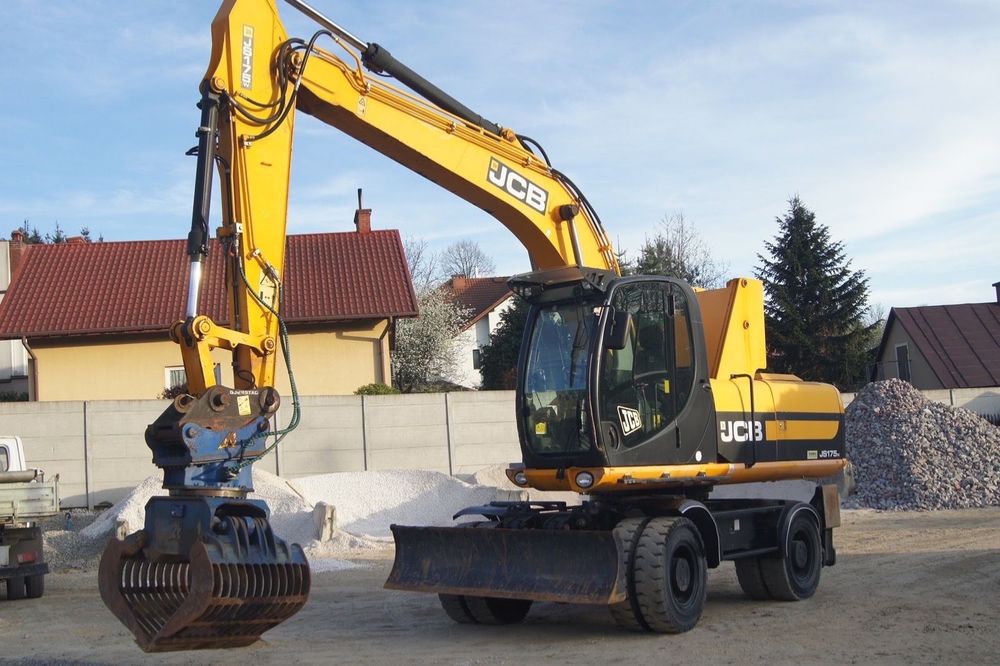 JCB JS175w  Koparka kołowa JCB JS175w. Faktura VAT