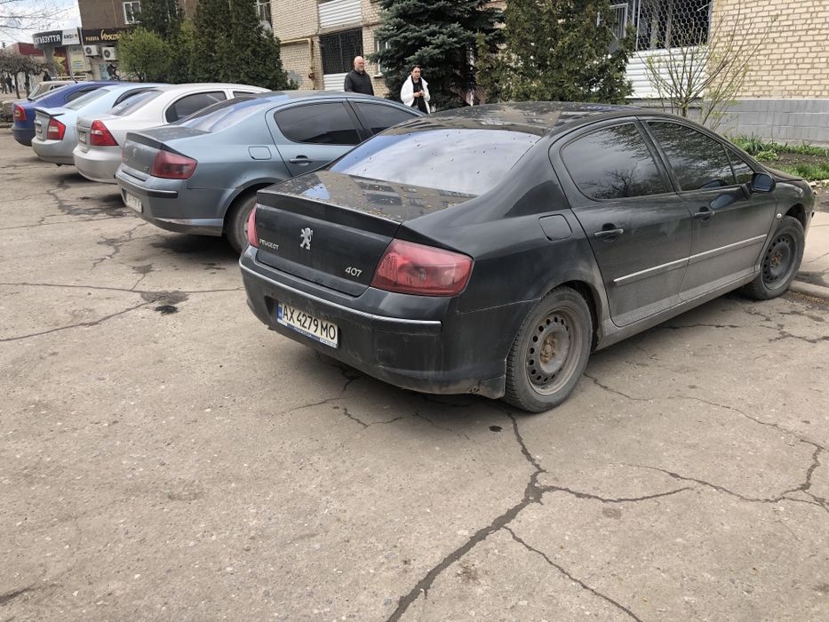 Пежо 407 2.0 бензин