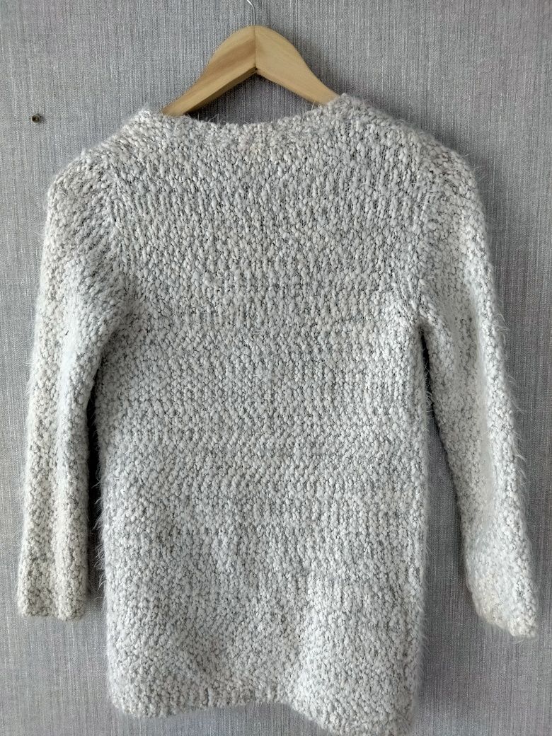 Sweterek mięciutki, dłuższy 134