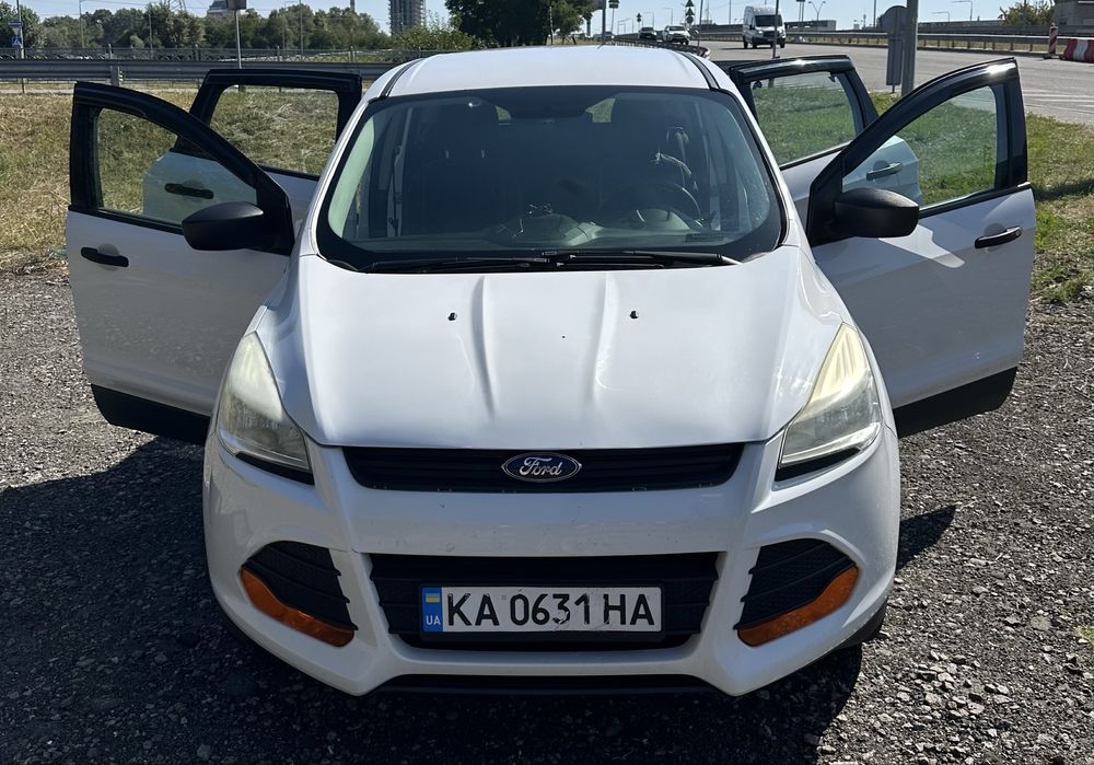 Продаж Ford Escape 2014 2,5