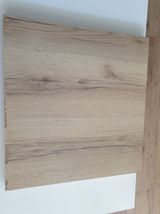 Fragment blatu w strukturze dębu