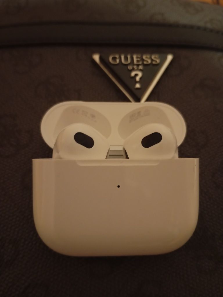 наушники AirPods 3 1:1 +чехол