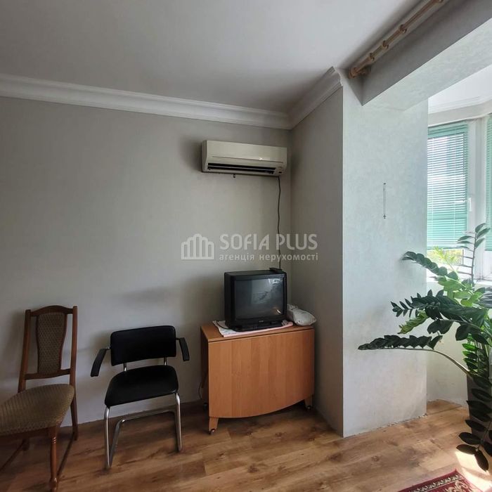 Срочно! 2к, Самойла Кошки 9, недорого