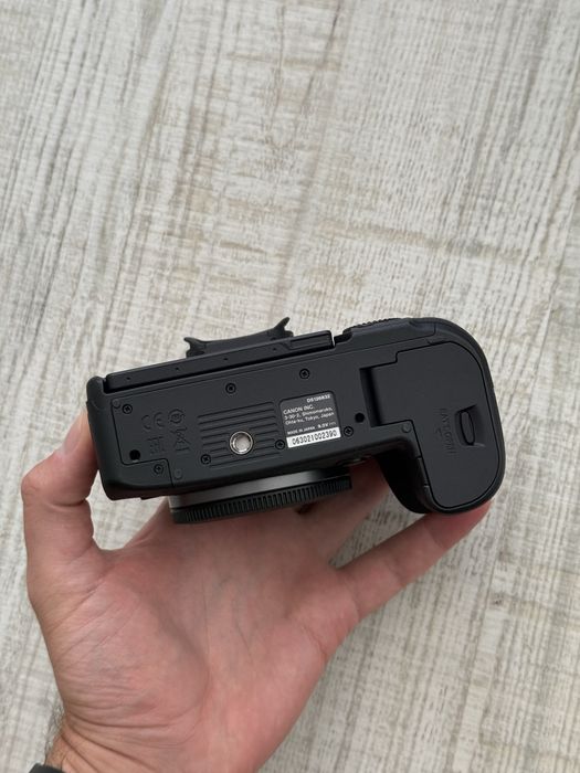 Камера фотоапарат Canon EOS R6 body