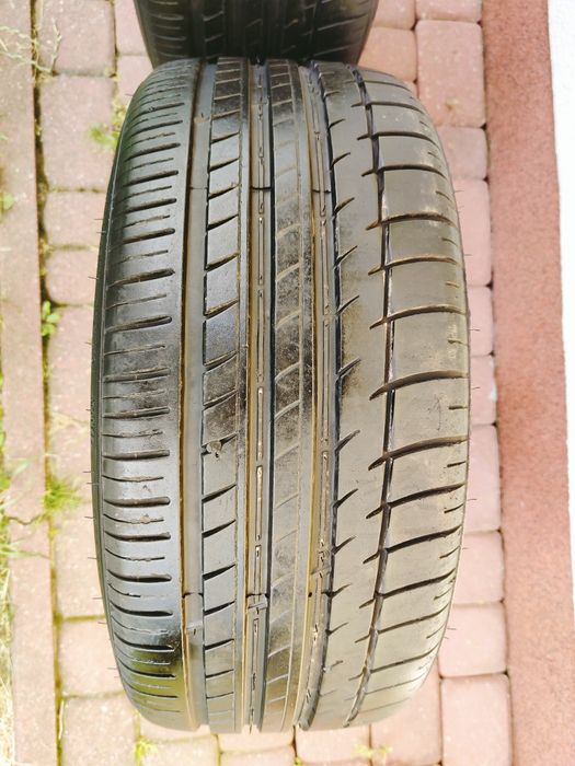 Opony 2x Triangle 225/40 R18