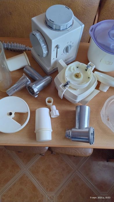 Терміново Продам кухонний комбайн Мрія