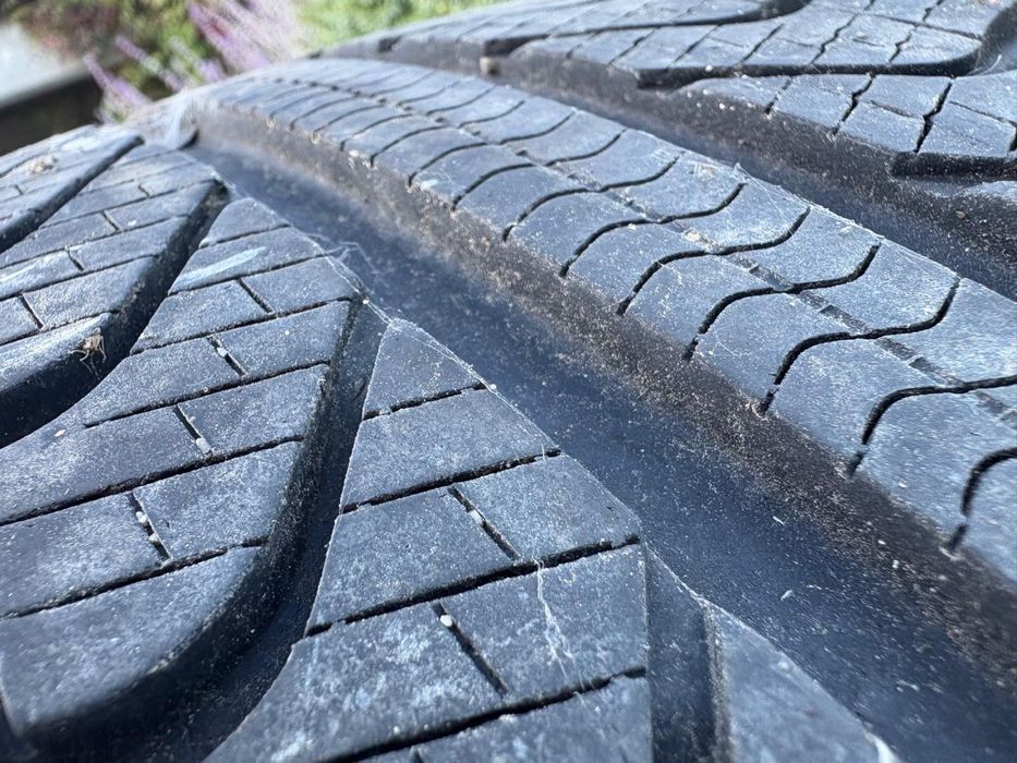 wielosezonowe PIRELLI CINTURATO plus allseason 225/50 r17 opony