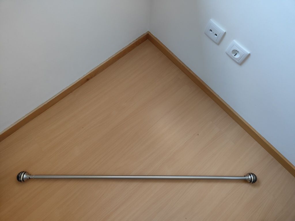 2 Varões para cortinas extensíveis