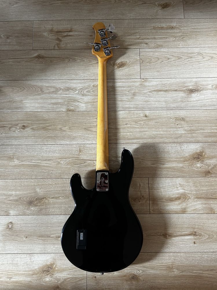 Gitara Basowa Sterling by MusicMan RAY34CA BK Ash Maple 21 progów