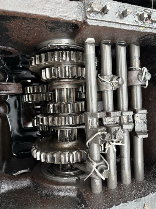 Задній міст ЮМЗ запчастини