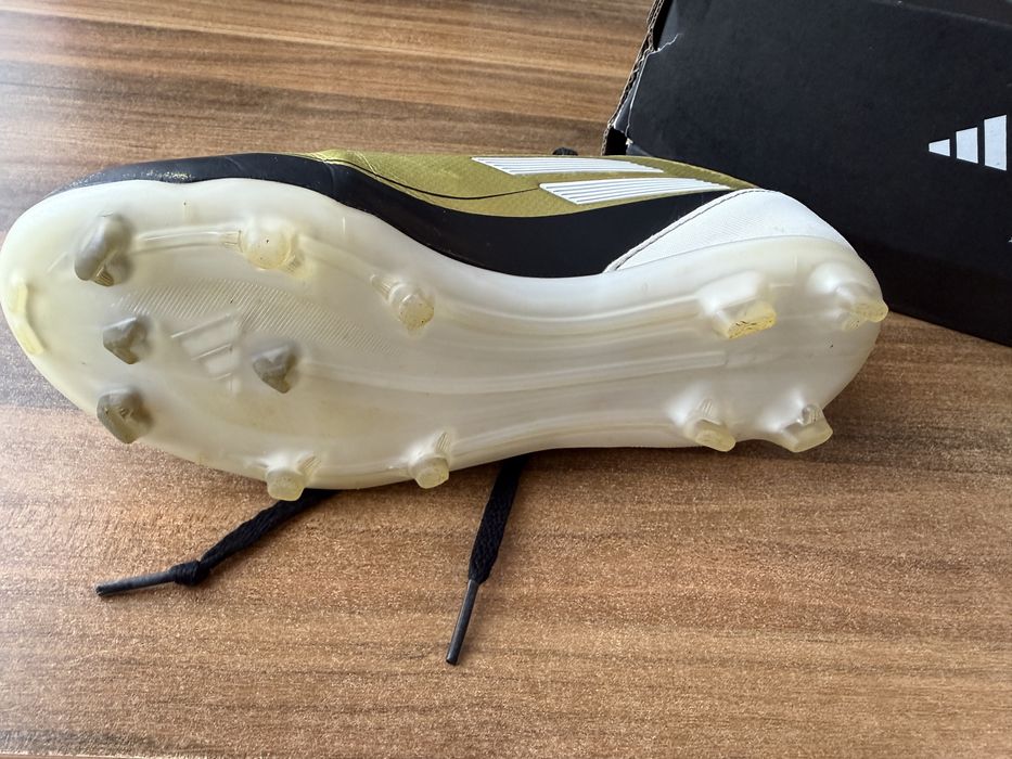 Korki adidas F50 Messi roz 35