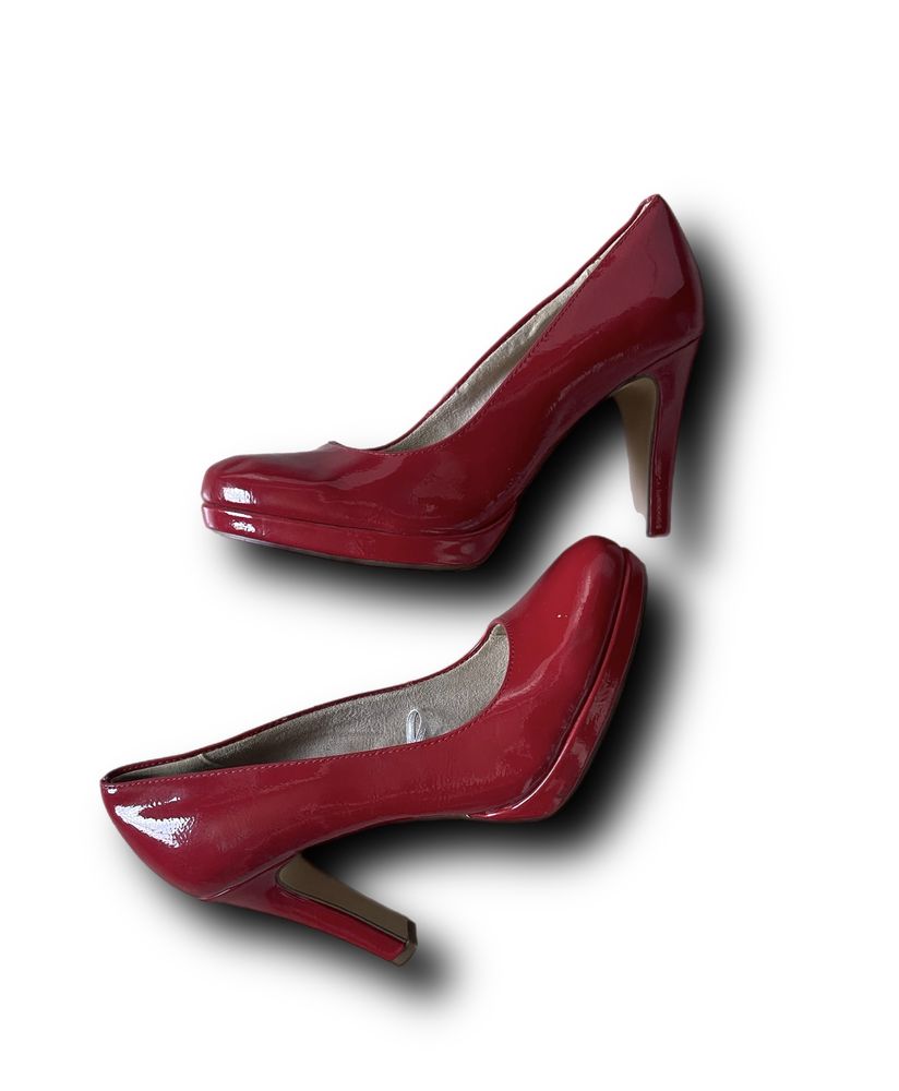 Buty damskie  czółenka Tamaris Touch It czerwone rozmiar 37