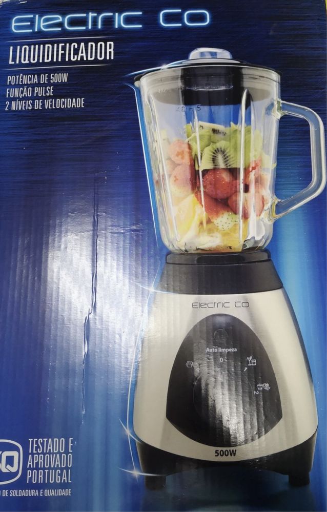 Copo em vidro da maquina de sumos do Pingo Doce