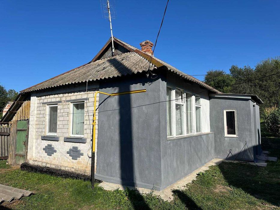 Продам невеликий будинок