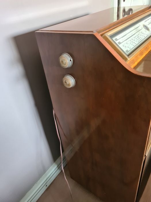 Radio e gira discos Pathé Marconi anos  50