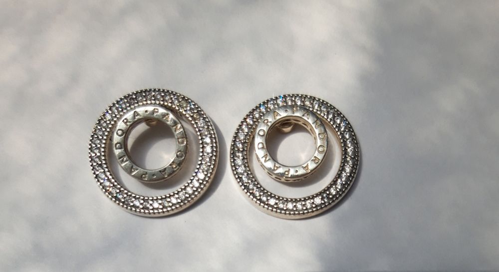 Серебряные Серьги с Гравировкой Пандора