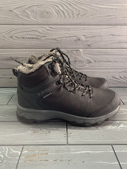HI-TEC ботики зимові гірні на шипах р.40,42.43.44.45,