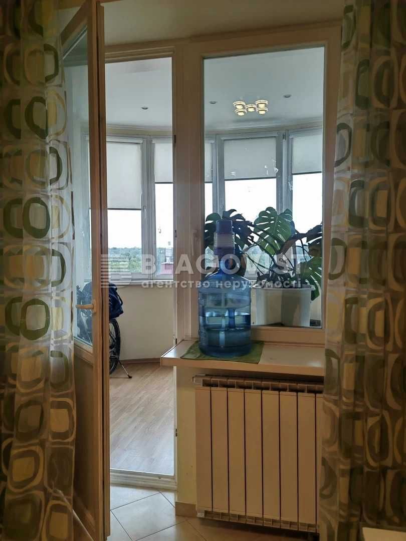 Продаж 3к Івасюка,8 ЖК ОАЗІС Оболонь
