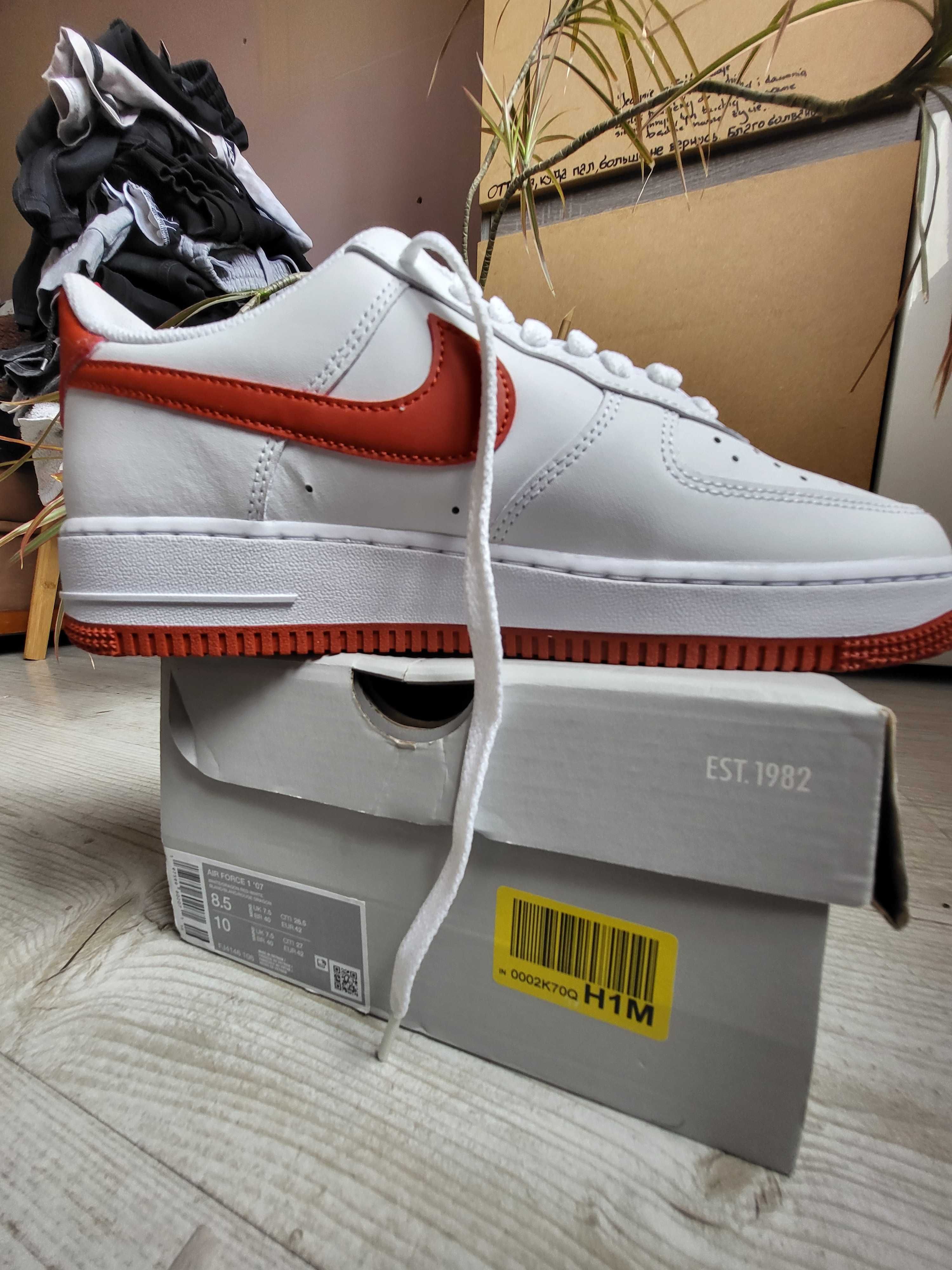 NIKE Air FORce ONE white dragons r.42