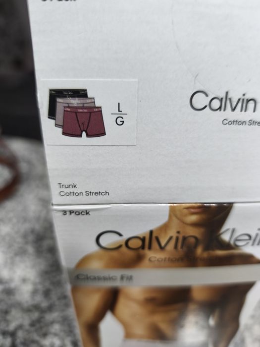 3 boxers novos em caixa - Calvin Klein