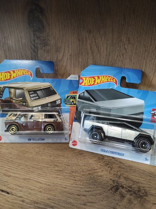 Hot Wheels Tesla, VW