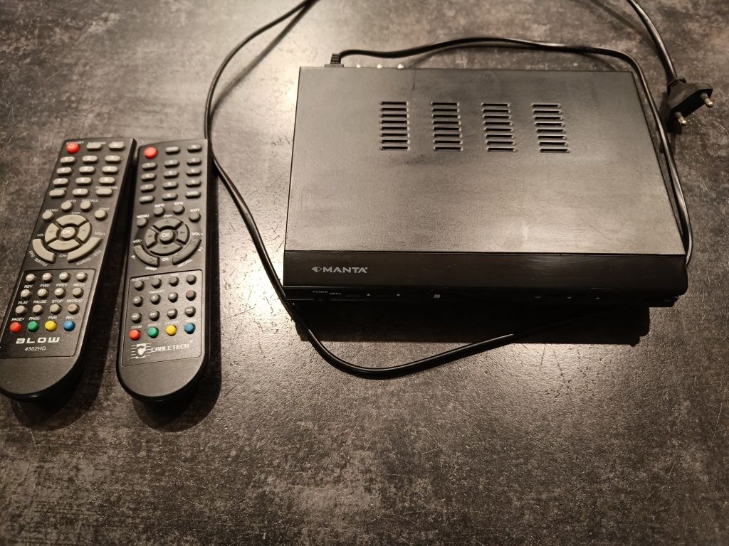 Dekoder DVB-T manta dwa piloty