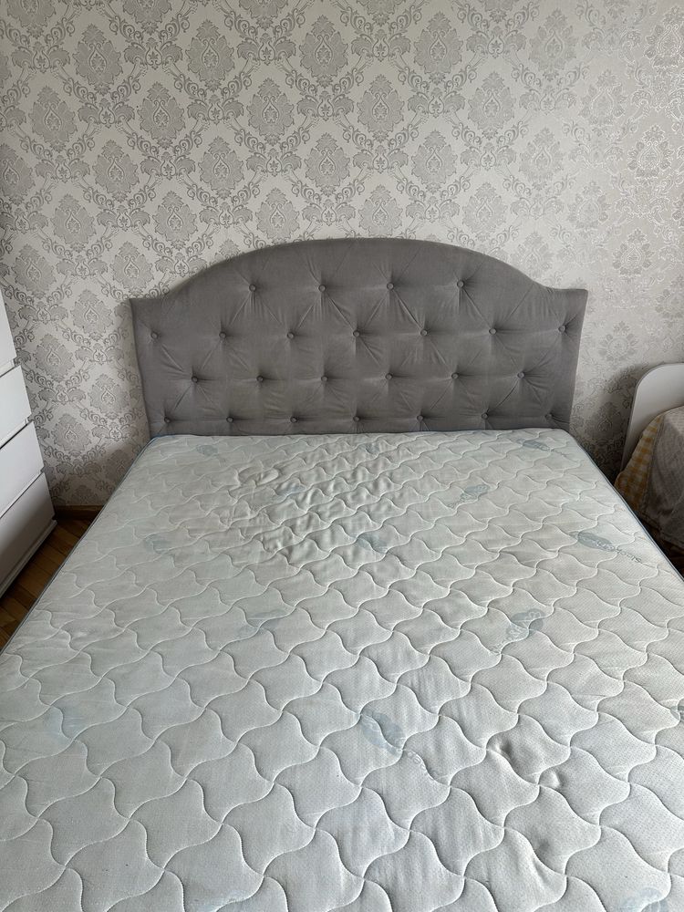 Двохспальне ліжко 160x200