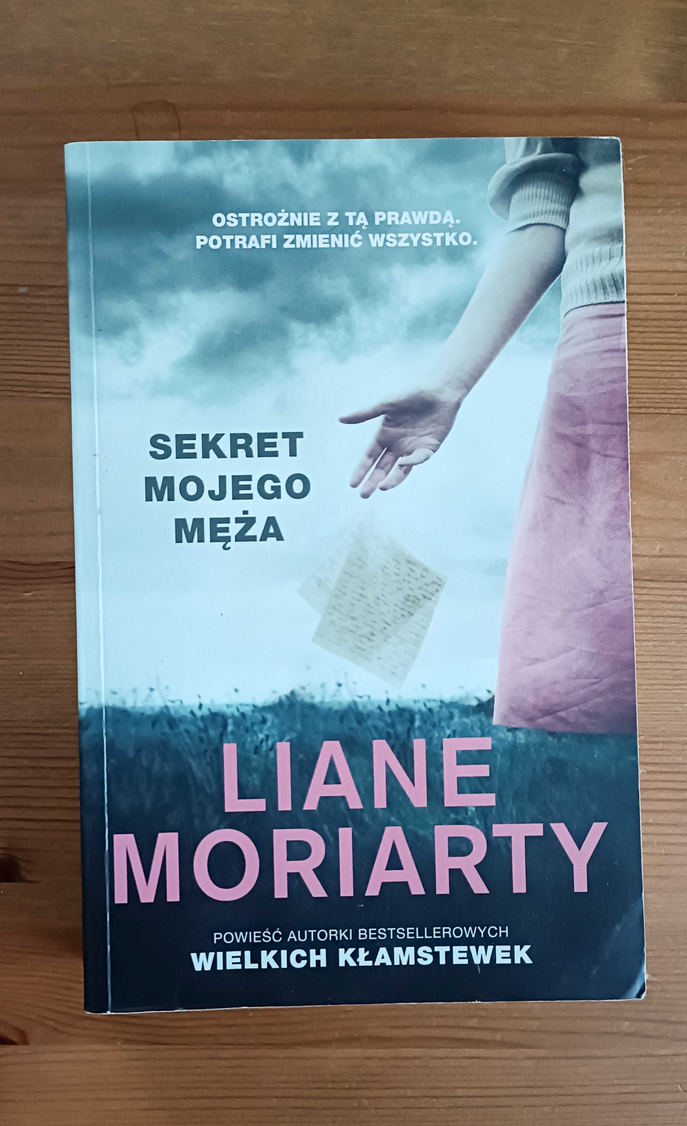 Sekret mojego męża - Liane Moriarty - Książka Papierowa