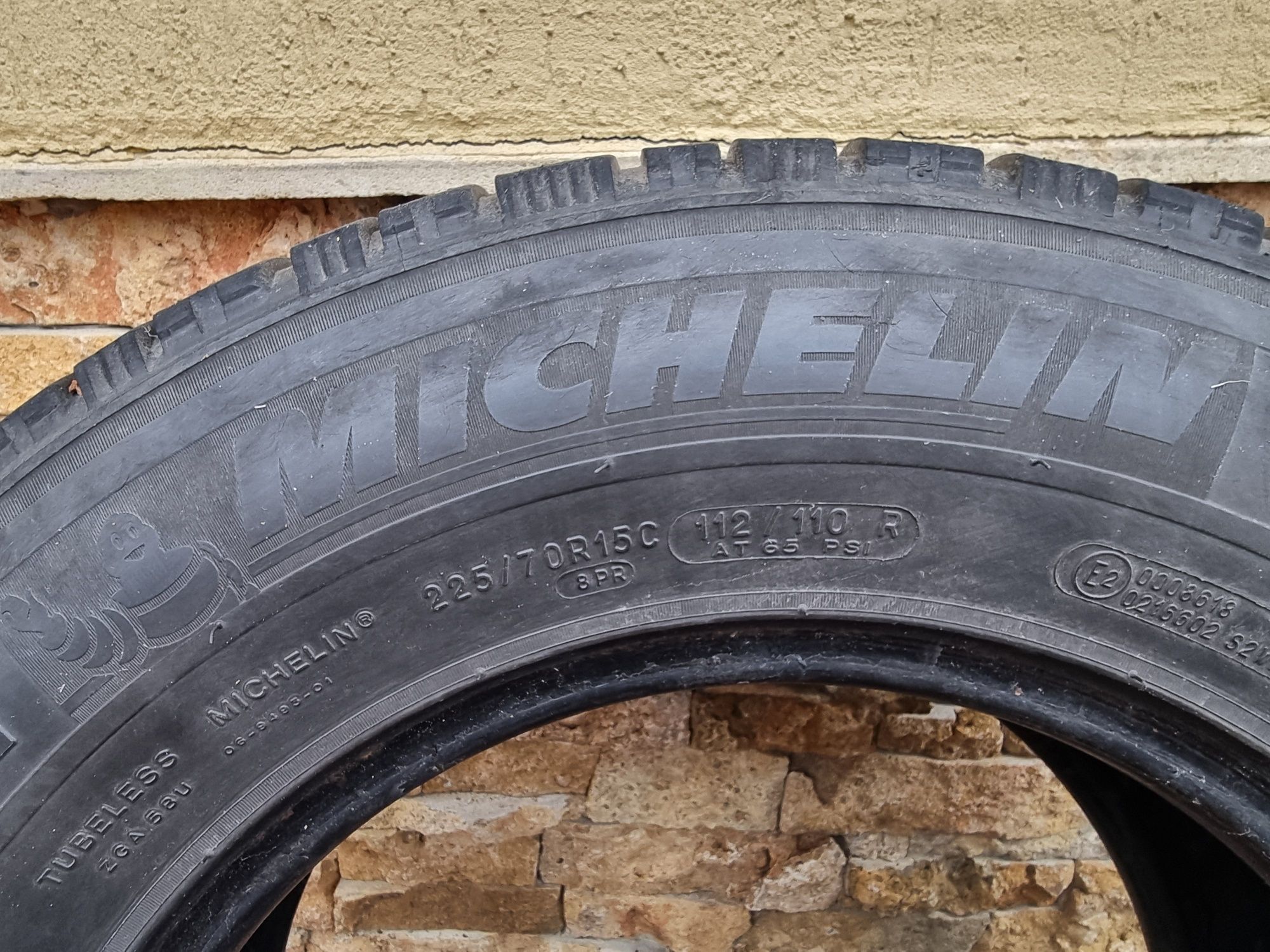 Шины 225/70 R15C Michelin, Зима пара