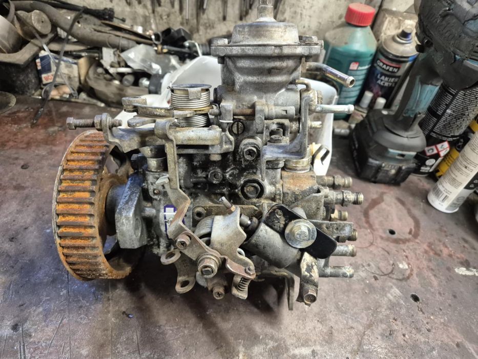 Pompa wtryskowa mitsubishi Pajero II