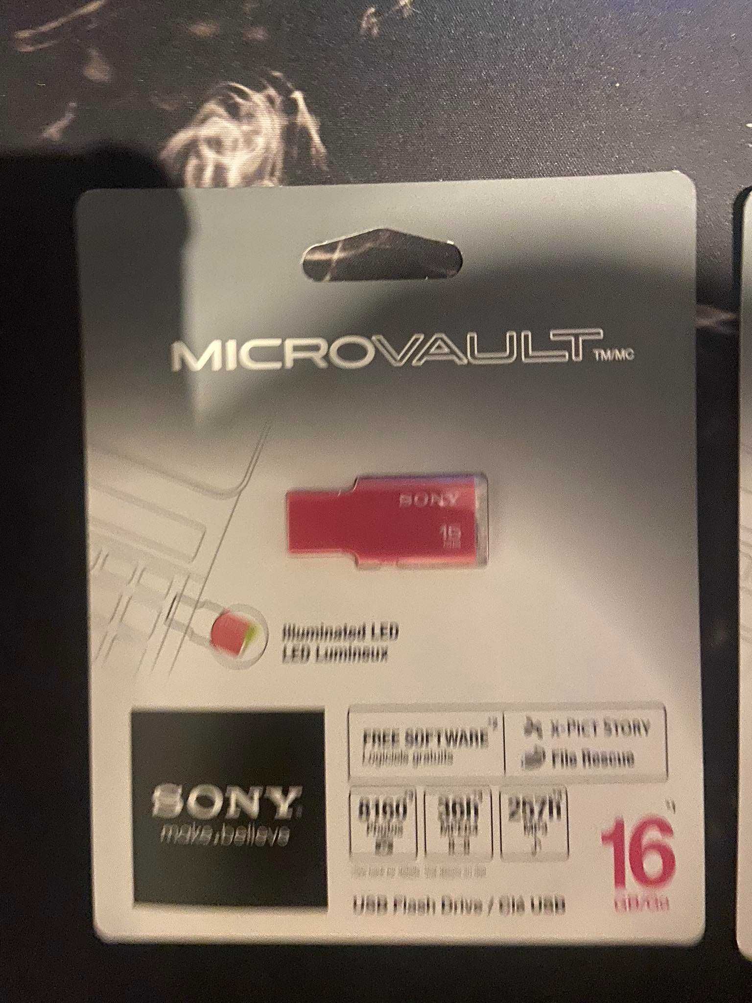 Sony MicroVault Tiny USB Flash Drive pendrive 16gb 120 zł za 4 sztuki