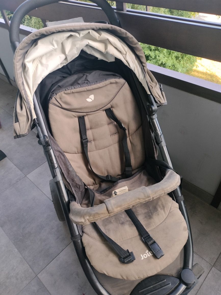 Wózek spacerowy Joie