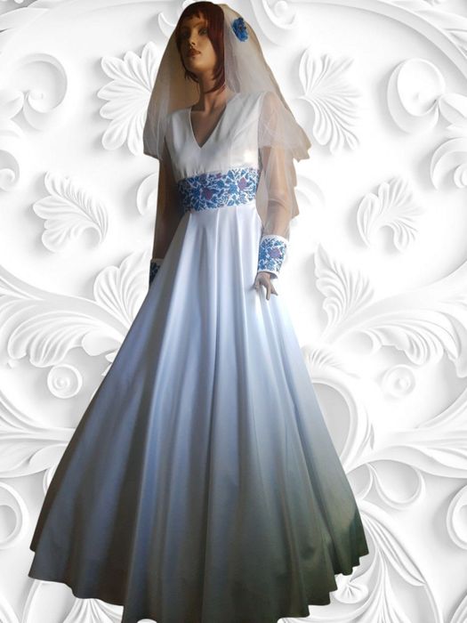 Вишиті в одному стилі весільна сукня ( розмір S) і сорочка (розмір М)