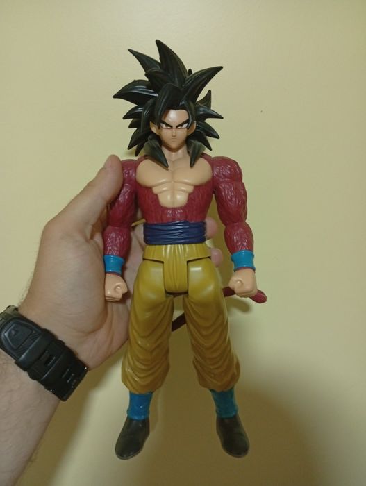 Batman/Superman/SS4 GOKU e mais Cada Brinquedo 6,50€