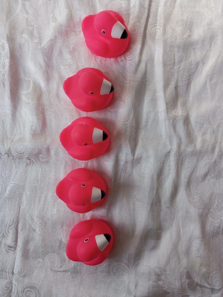 Гумові іграшки (рожеві фламінго ) для ванної