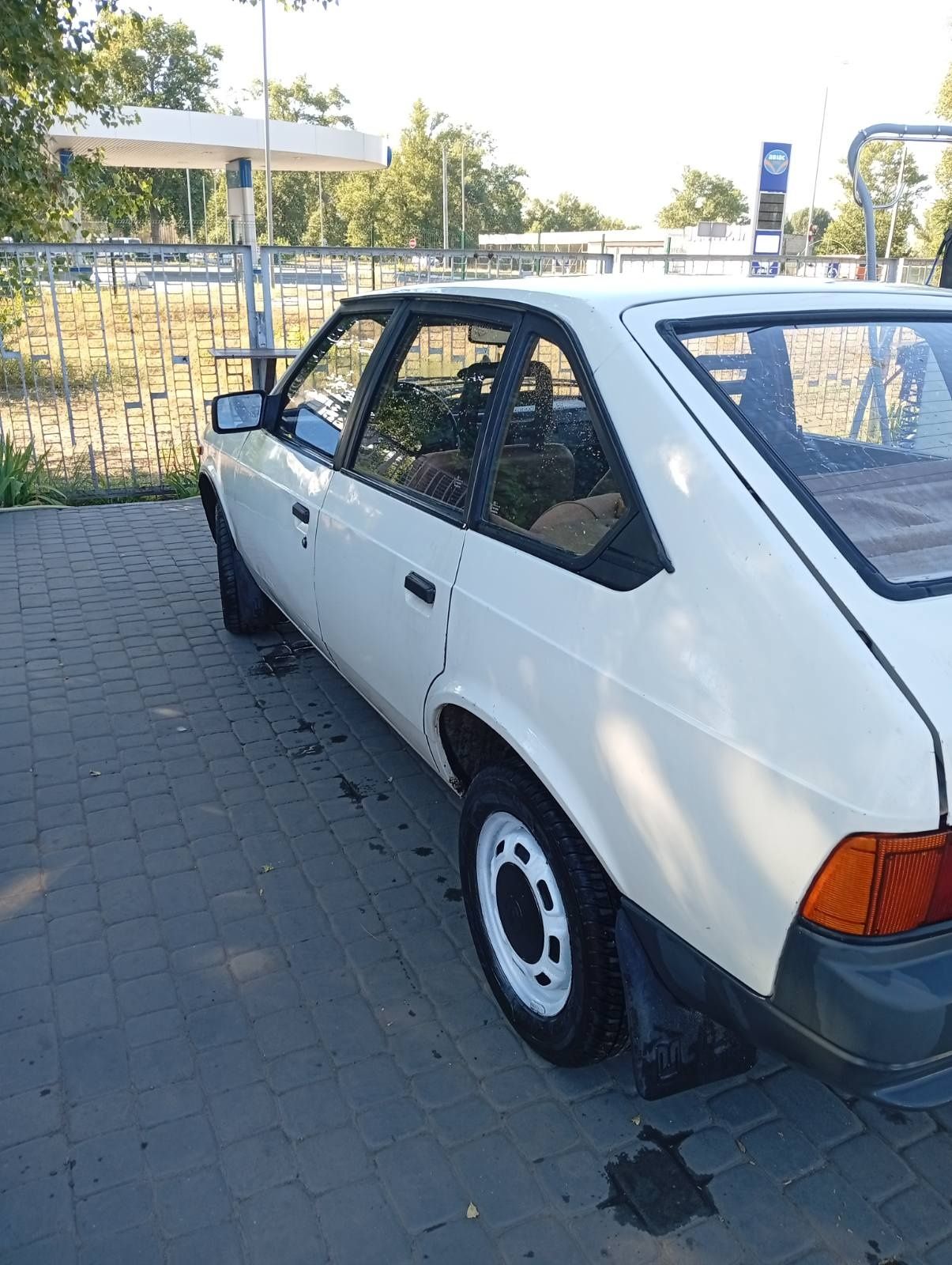 Продам Москвич .