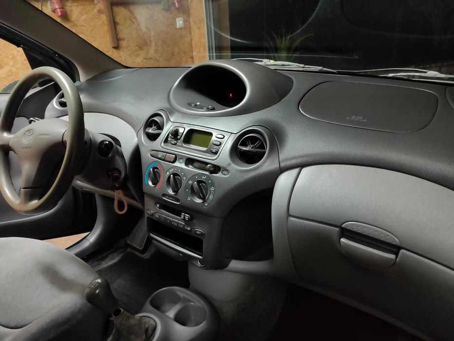 Toyota Yaris 1.0 1999