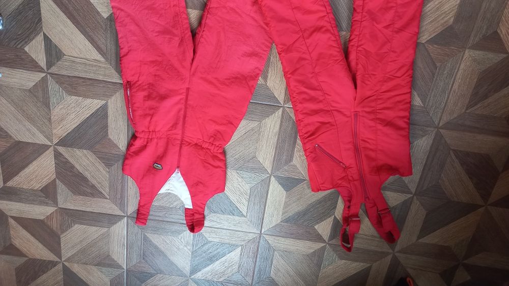 Лыжные полукомбинезоны S ,34/36р