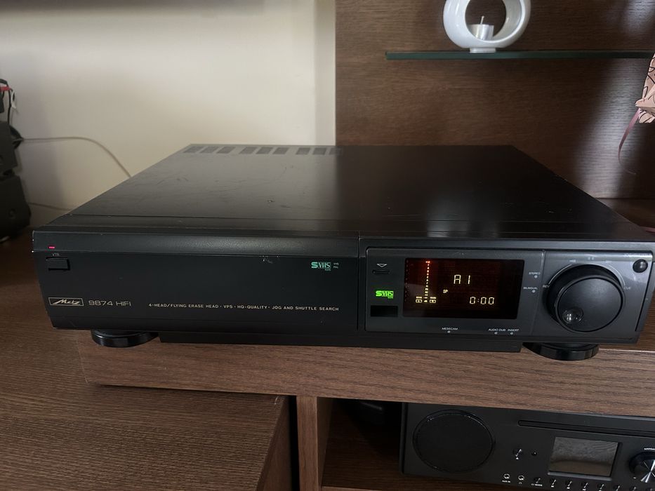 Magnetowid S VHS  Metz 9874 HiFi