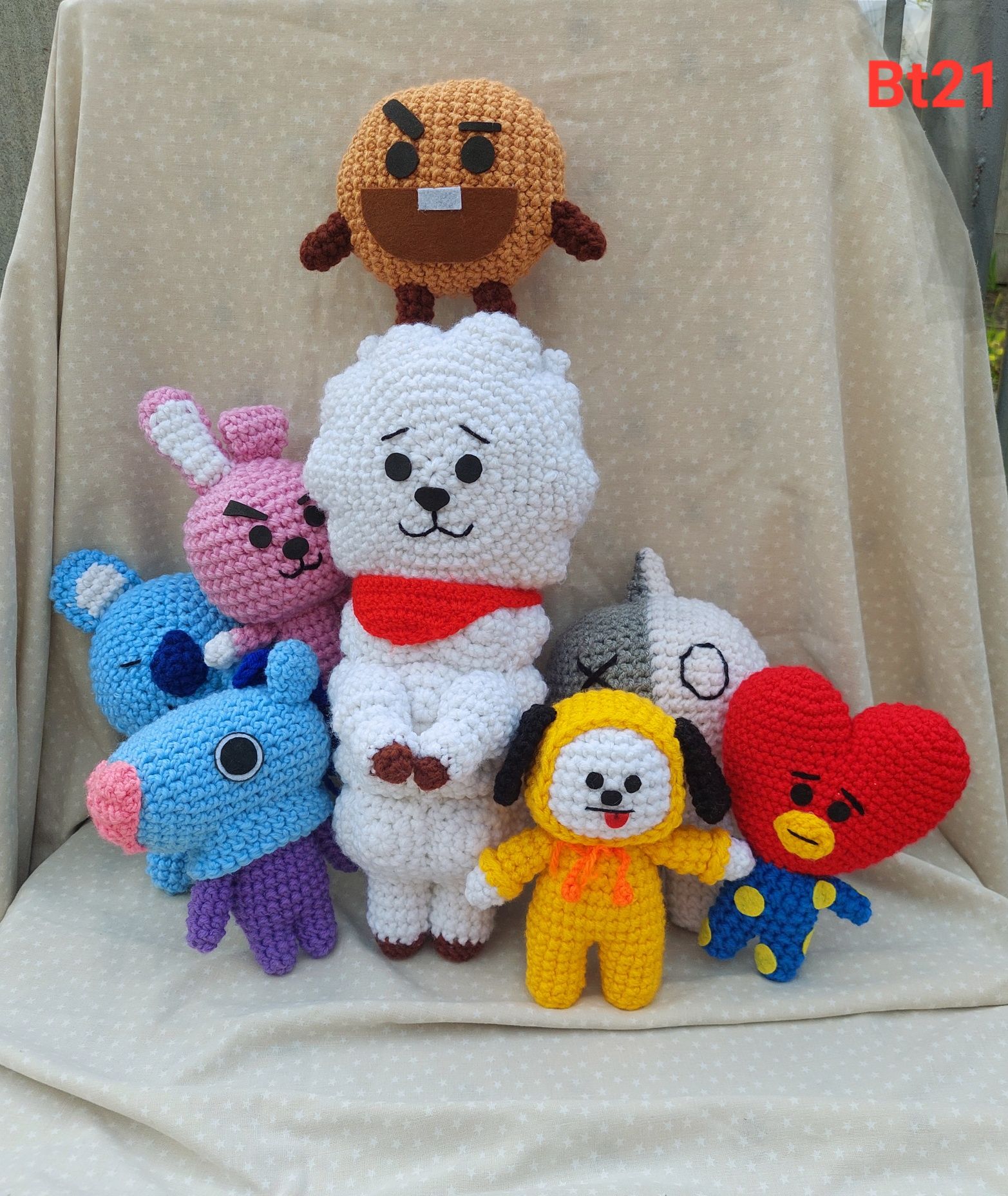 Герои Bt21 крючком (handmade)