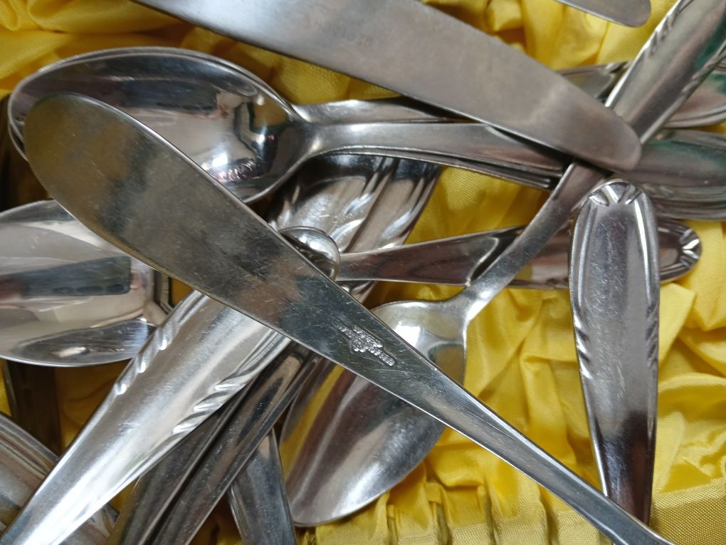 Gerlach PRL sztućce 24 elementy kłos w walizce