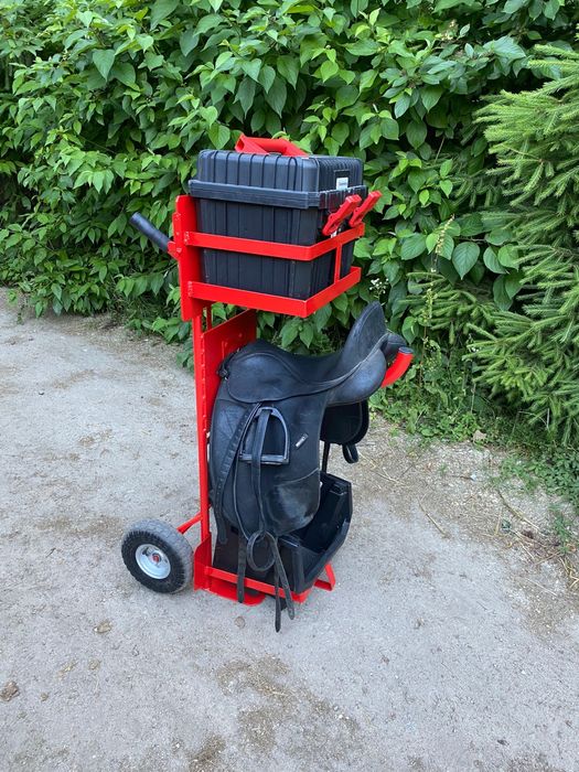 Wózek na siodło i szczotki